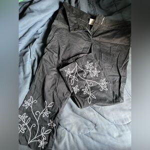 Women’s Black Capri Pants